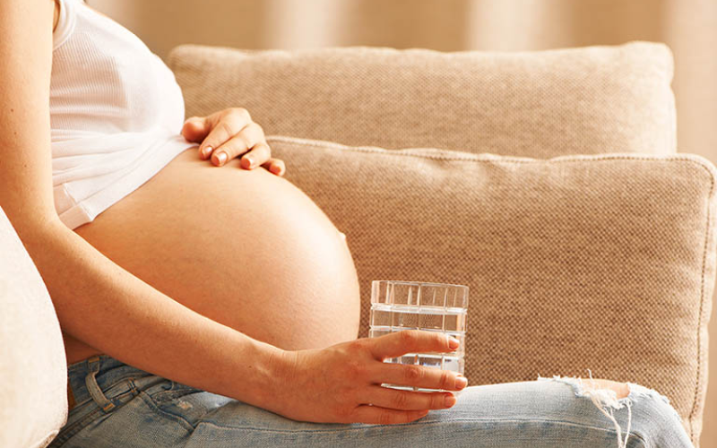 khám tai mũi họng cho bà bầu